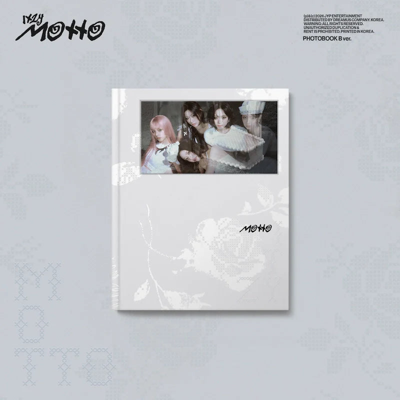 ITZY Album - Motto (Photobook Ver.)