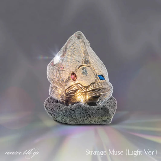 NMIXX 6th Mini Album - Strange Muse (Light Ver.)